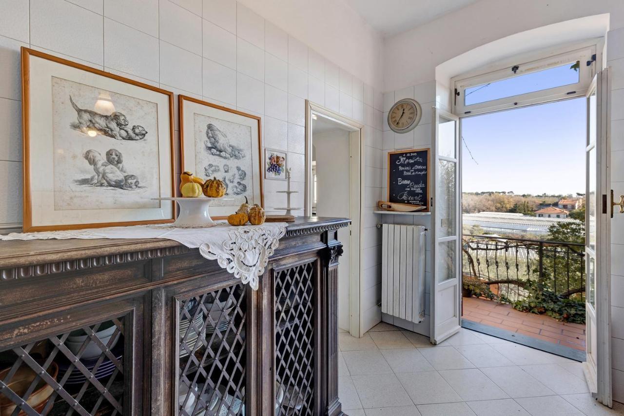 Residenza Stoechas White Apartment Albenga Bagian luar foto