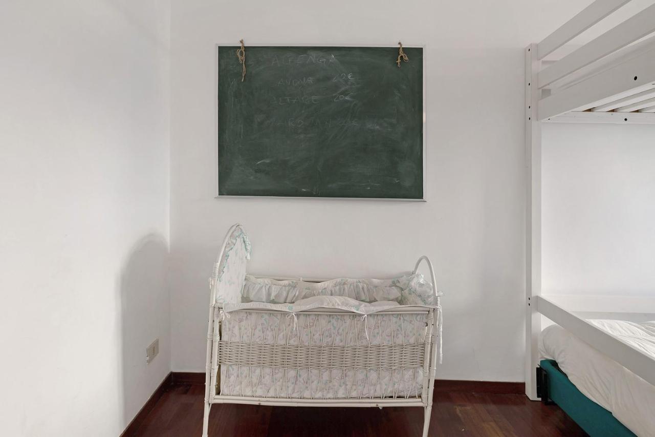 Residenza Stoechas White Apartment Albenga Bagian luar foto